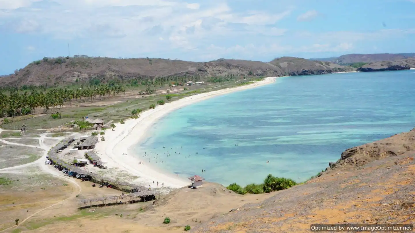 pantai seger pasir putih lombok
