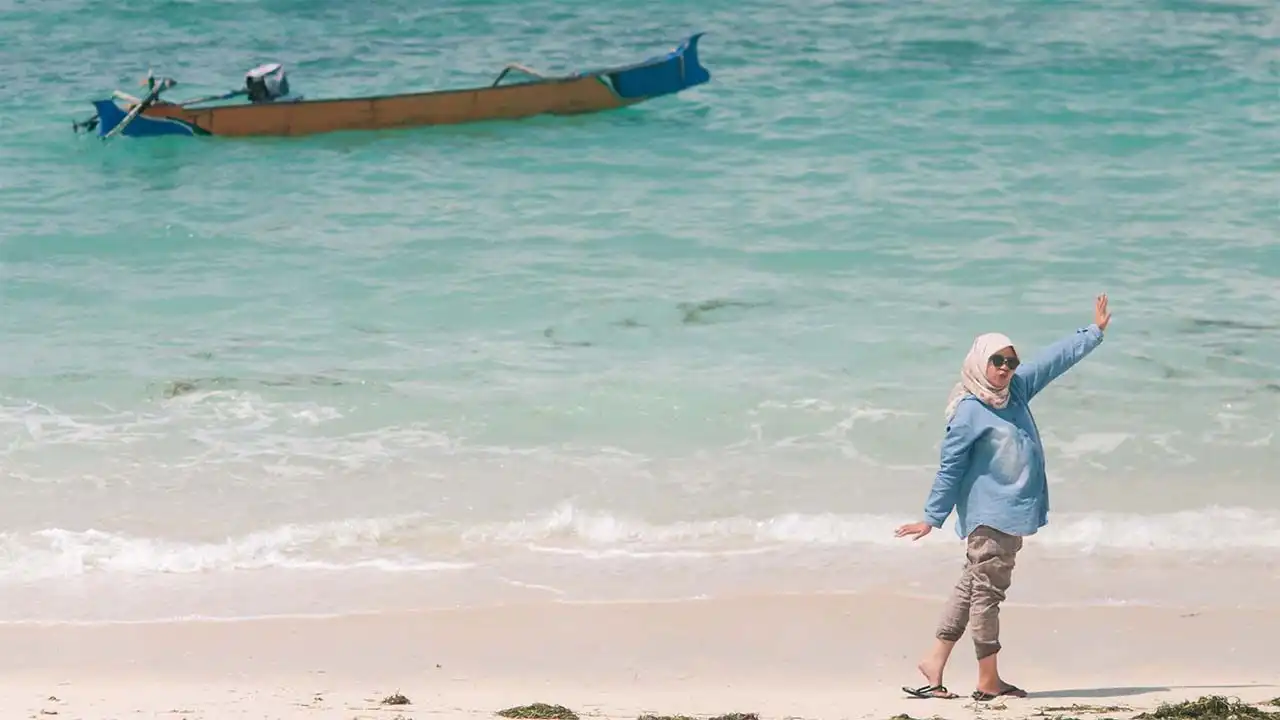 Kaliantan Beach - Best Kitesurfing Spot in Lombok 1 pantai kaliantan lombok timur dengan pasir pantai pink