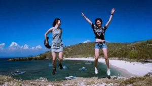 pink beach lombok