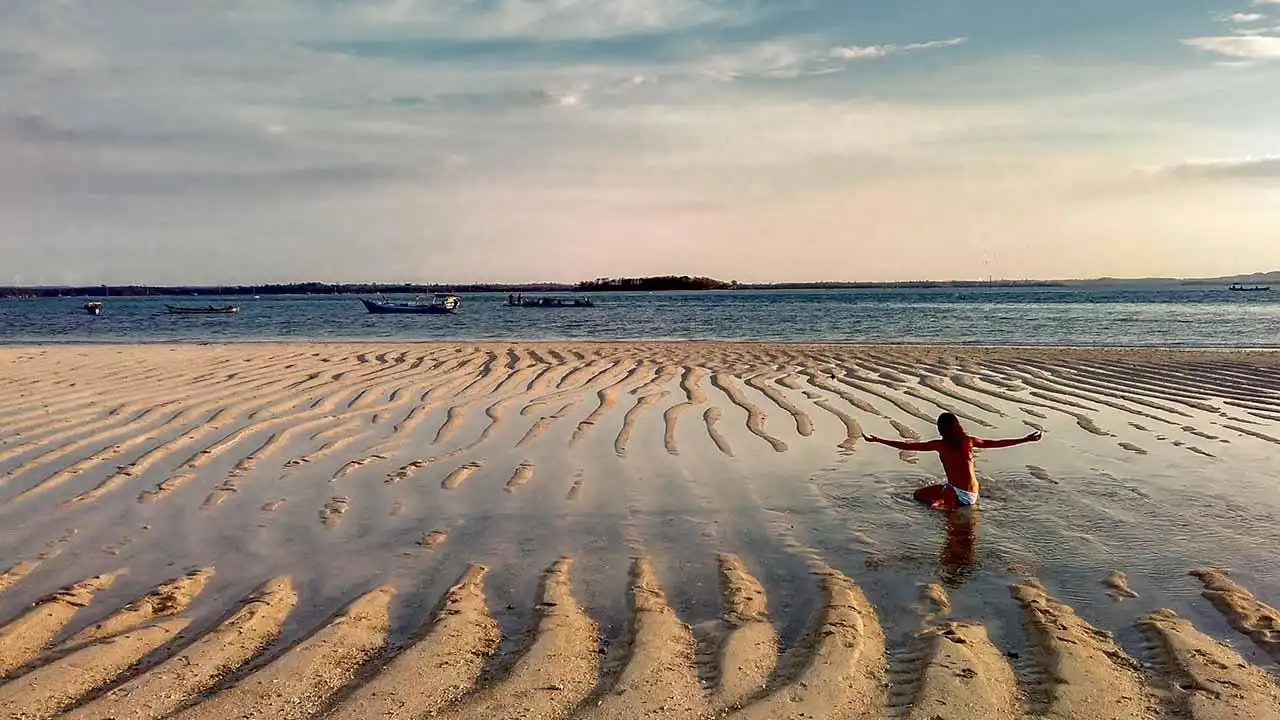 Pink Beach Lombok Island ( Tangsi Beach ) East Nusa Tenggara Indonesia 23 sunset di gili pasir lombok timur