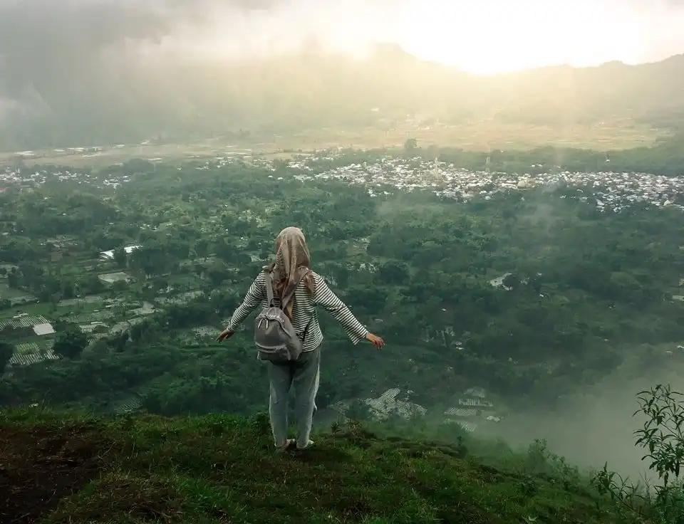 View selama perjalanan ke bukit dandaun sembalun lombok timur