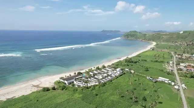 Selong Belanak Beach Lombok 5 akomodasi di pantai selong belanak lombok tengah