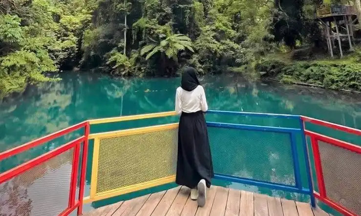 danau biru lombok tengah