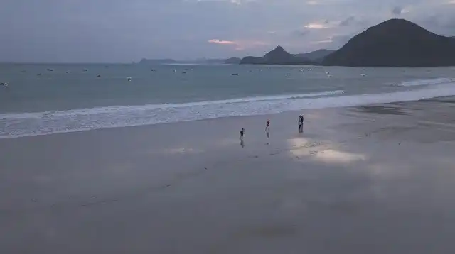Selong Belanak Beach Lombok 6 sunset di pantai selong belanak