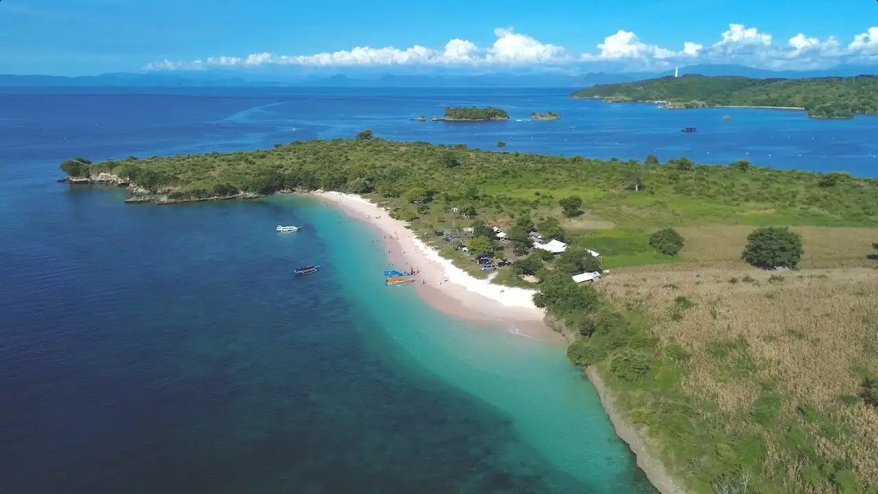 Pantai Segui Lombok Timur Sekaroh