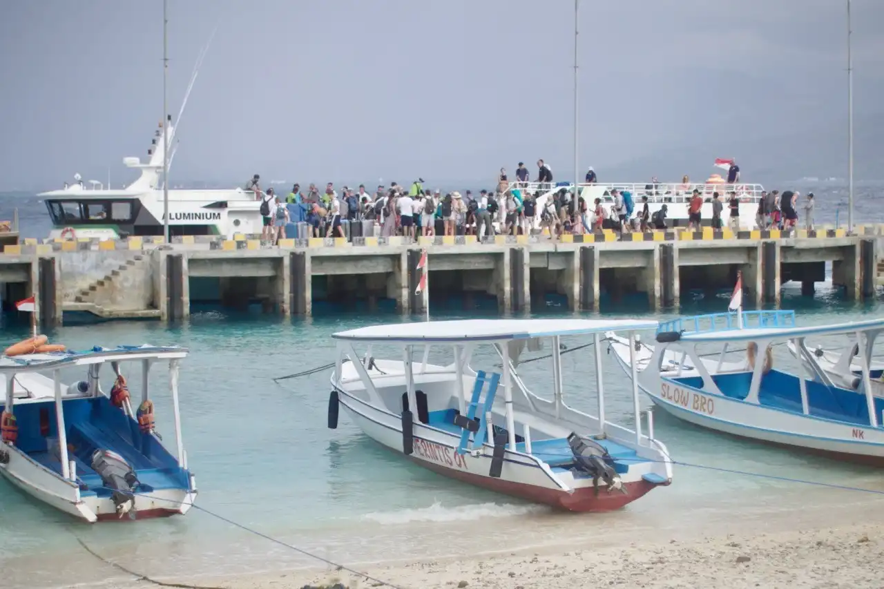 kapal ferry bali ke gili trawangan