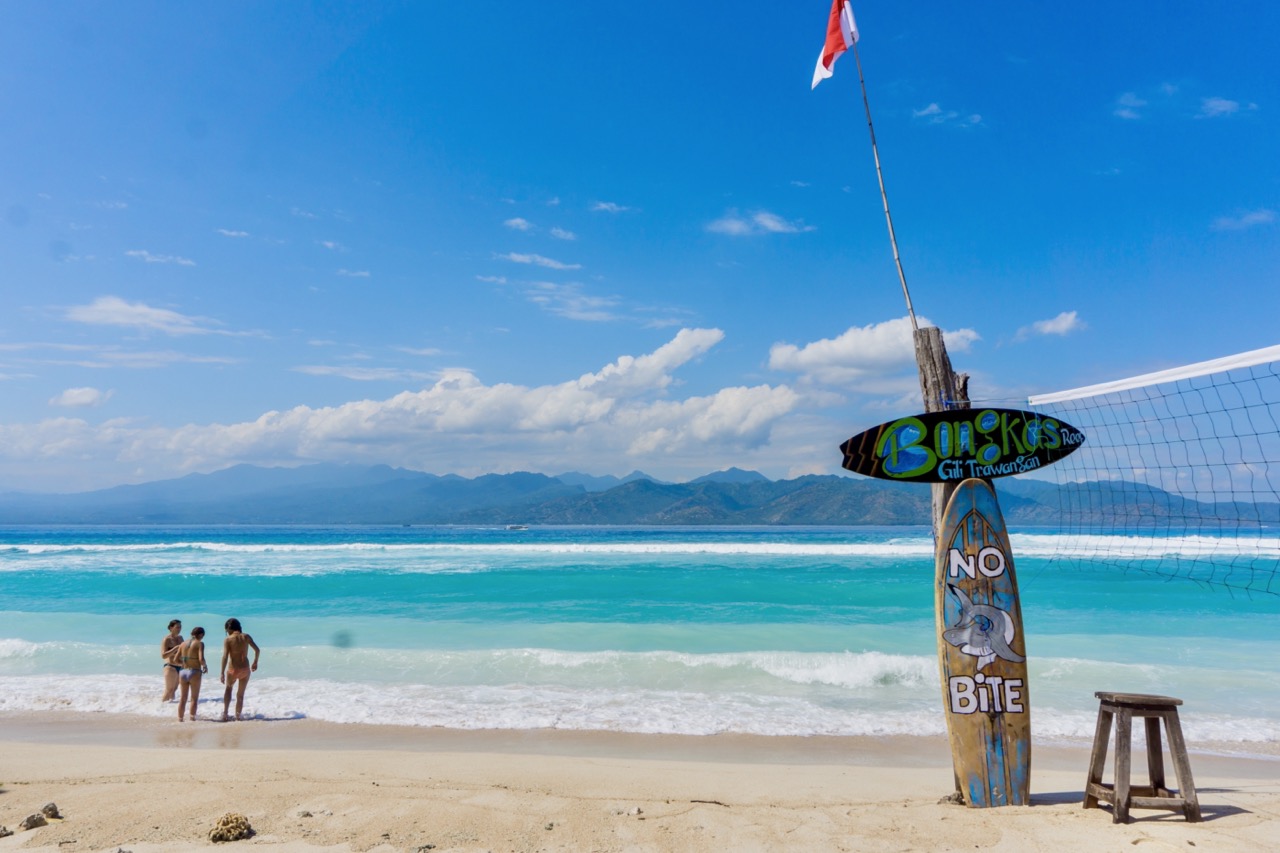 Traveling Guide to Gili Islands Indonesia ( Trawangan ) in 2025 42 paket wisata lombok murah dan paket trekking gunung rinjani
