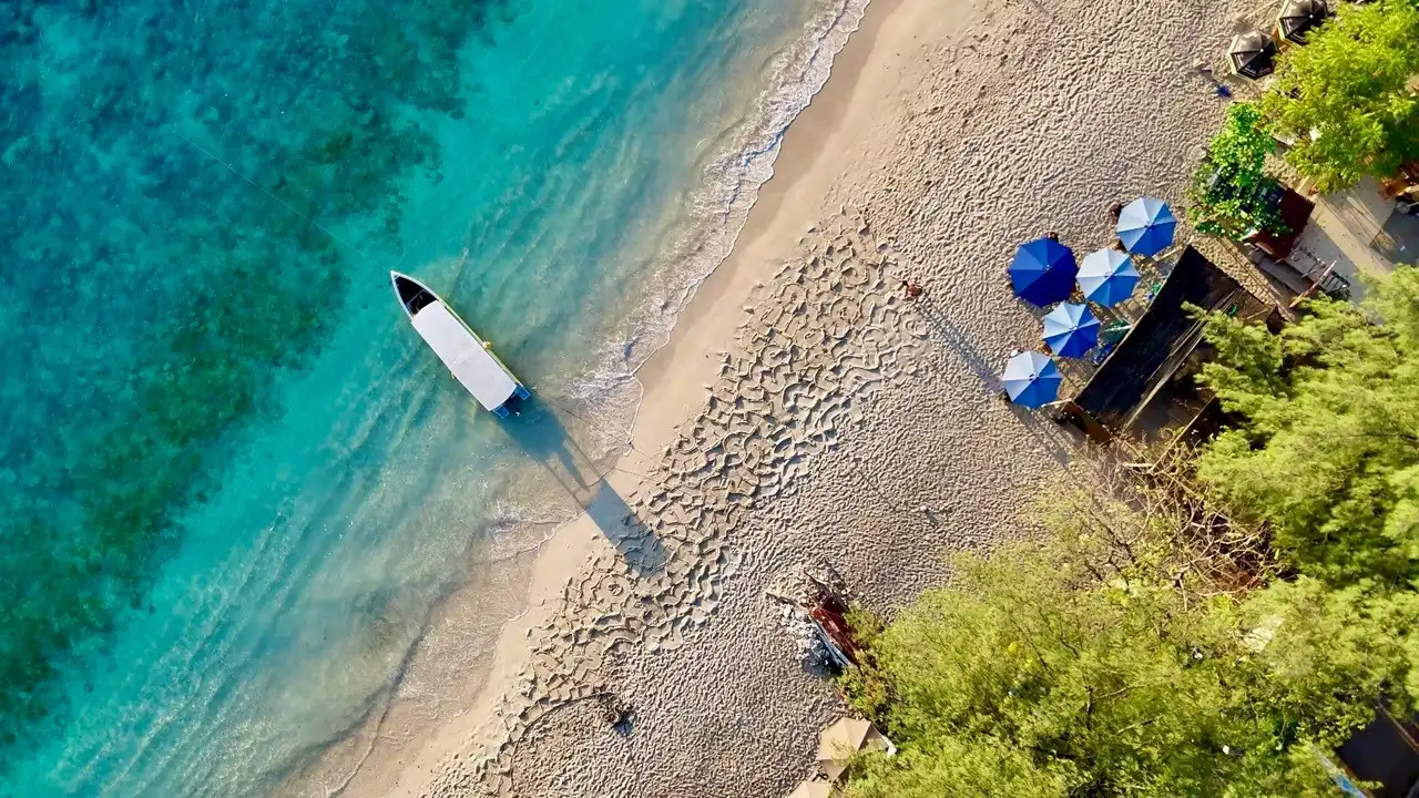 pantai gili trawangan pasir putih