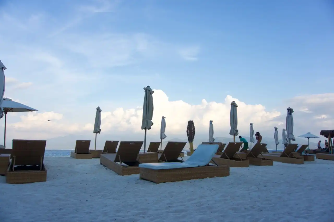 sundeck gili trawangan