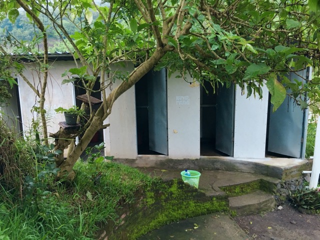 Review of Arum Rinjani Park : Camping Ground - Glamping & Flower Garden 11 toilet arum rinjani park