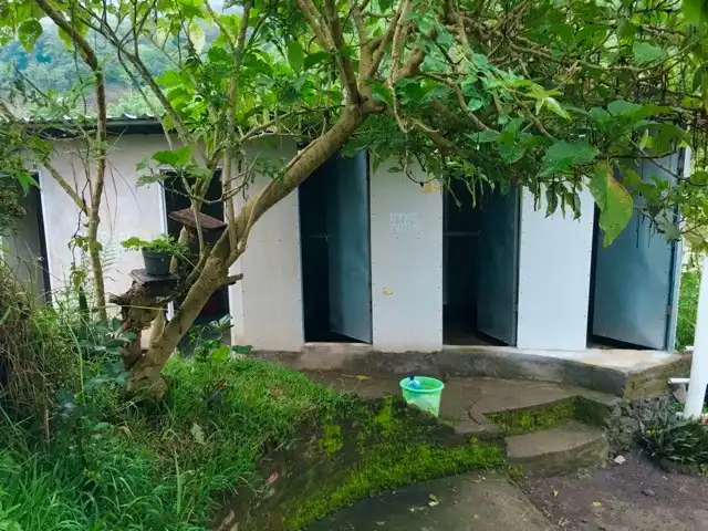 toilet arum rinjani park