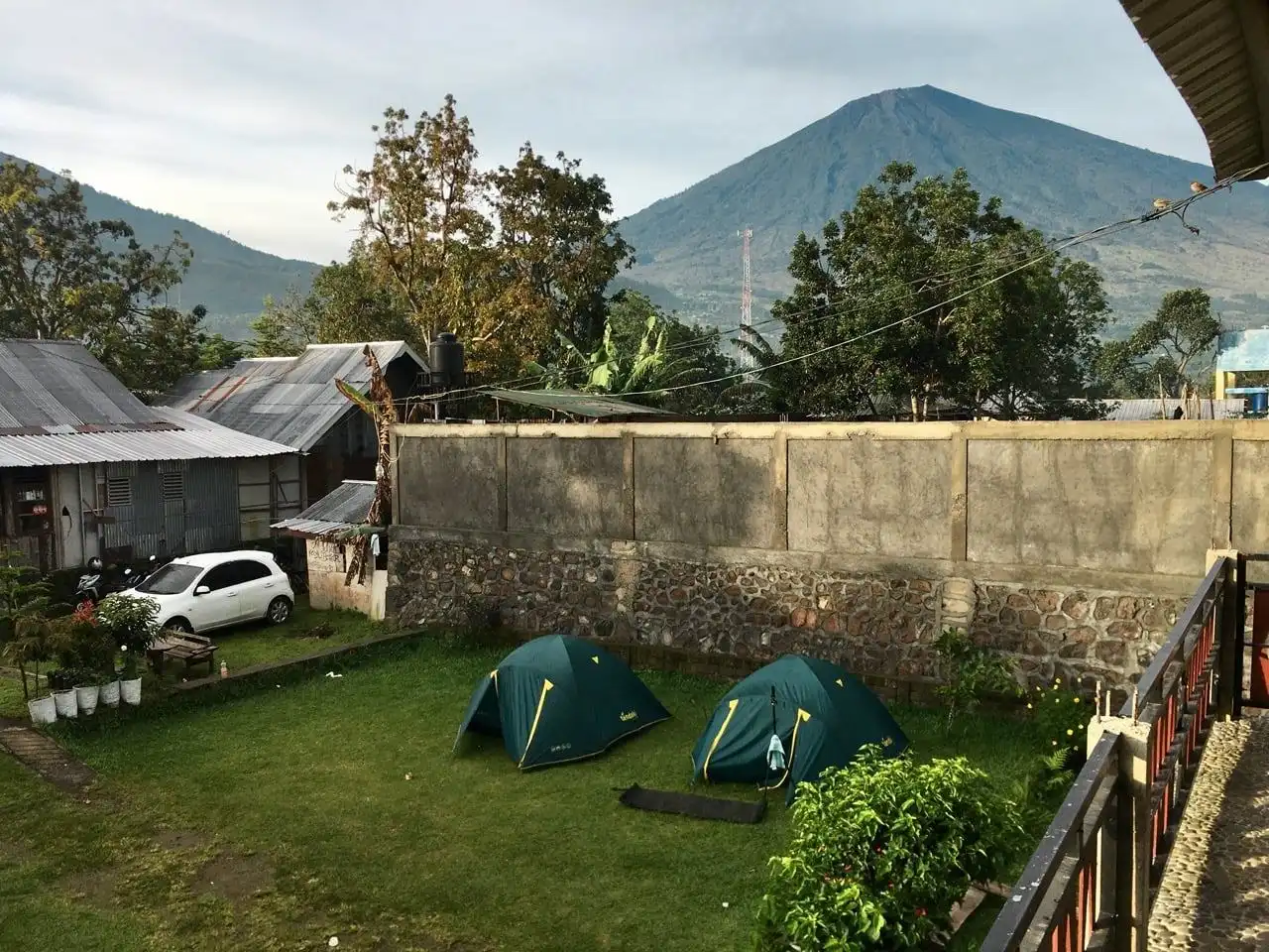 Review of Mandiri Homestay Sembalun with a View of Mount Rinjani and Pergasingan Hill 14 view rinjani dari camping ground mandiri homestay sembalun