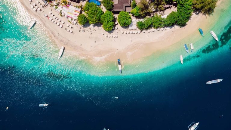 gambar gili air lombok dari udara