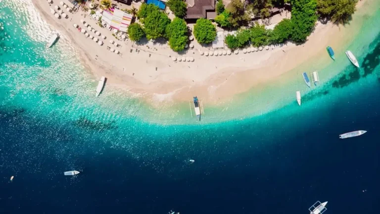 gambar gili air lombok dari udara