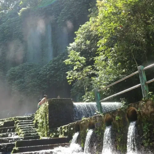 air terjun benang kelambu dan stokel lombok tengah
