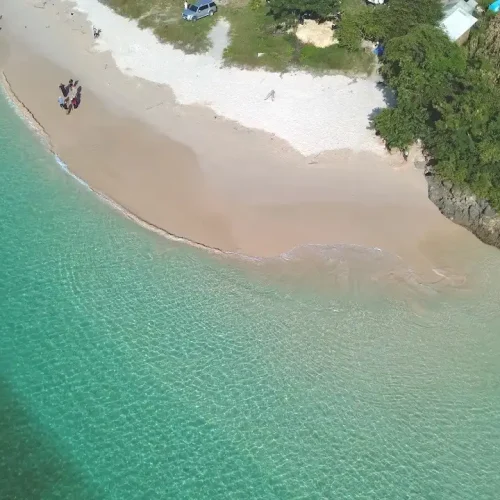 Pantai Pink 2 Lombok Segui
