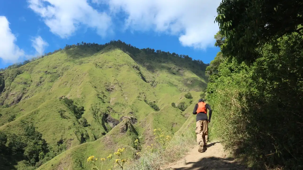 tektok gunung sempana