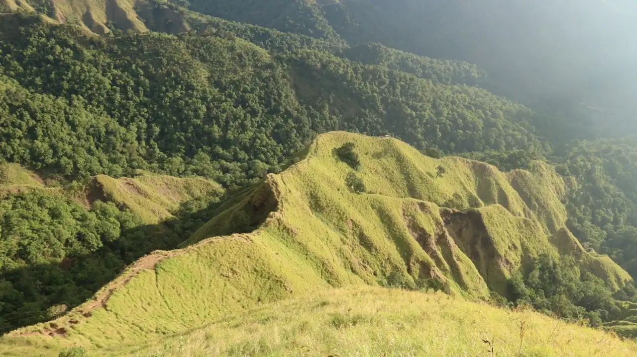 view sempana via jalur tembok cina